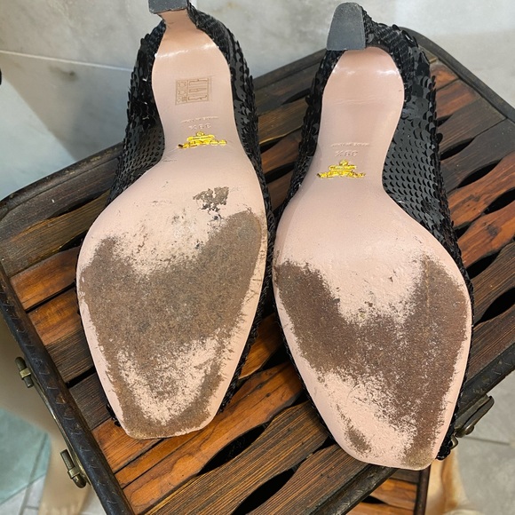 Prada shoes with black sequins and silver color - Picture 6 of 12